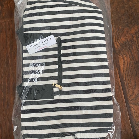 Black and White Striped Duffle Bag. New with tags, not opened - Picture 1 of 3